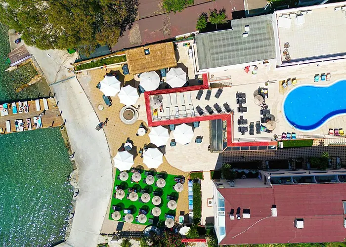 Oscar Seaside & Spa 4* בודרום