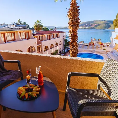 מלון Oscar Seaside & Spa